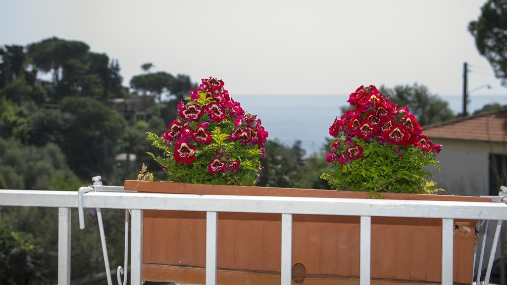 Hotel Cristallo Lerici Bagian luar foto