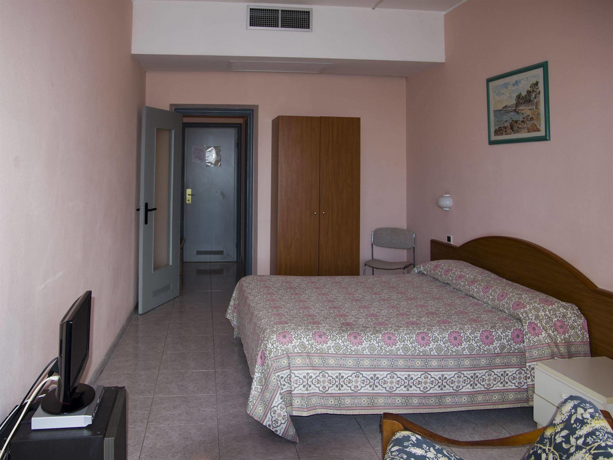 Hotel Cristallo Lerici Bagian luar foto