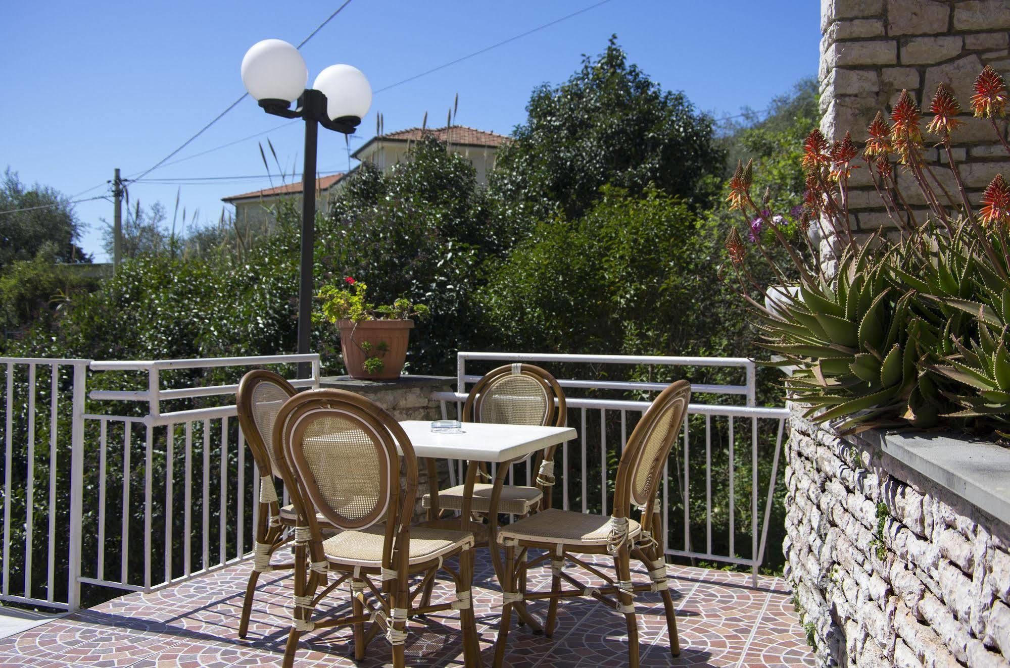 Hotel Cristallo Lerici Bagian luar foto
